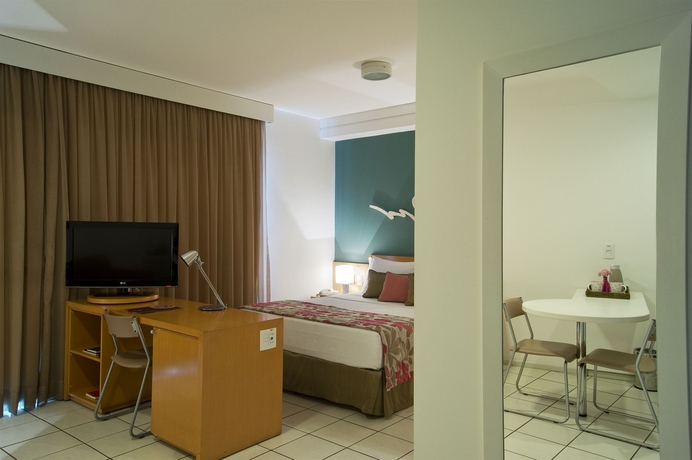 Imagen de la habitación del Hotel Bristol - Praia Do Canto. Foto 6