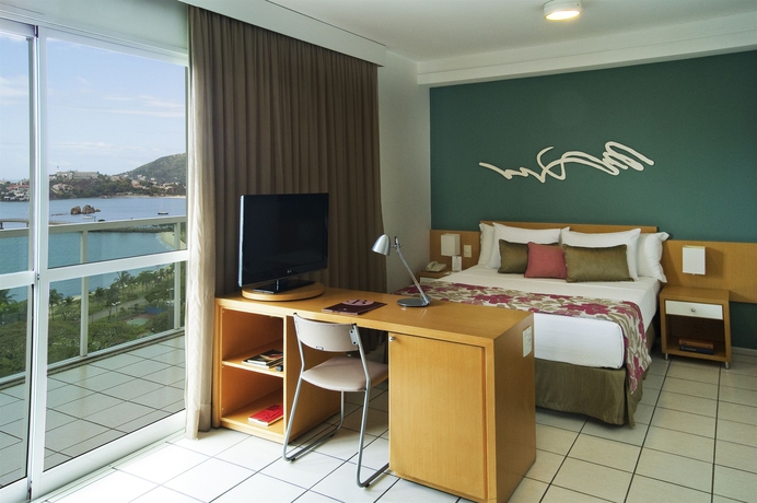 Imagen de la habitación del Hotel Bristol - Praia Do Canto. Foto 9
