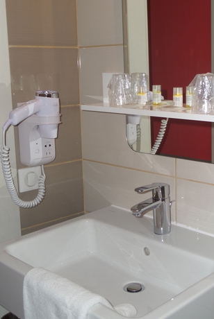 Imagen de la habitación del Hotel Bristol Reims. Foto 8