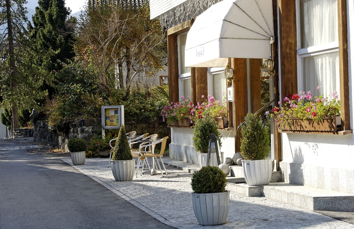 Imagen general del Hotel Bristol - Relais Du Silence. Foto 3