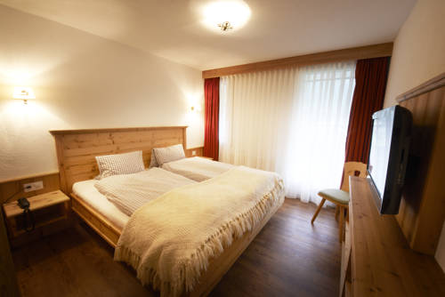 Imagen de la habitación del Hotel Bristol, Saas-Fee. Foto 9