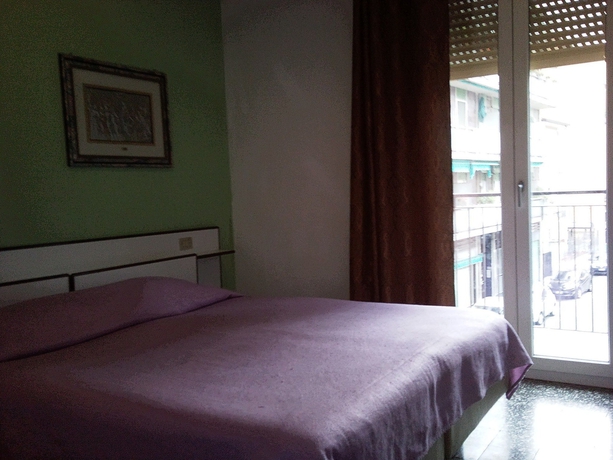 Imagen de los interiores del Hotel Bristol, Sesto San Giovanni. Foto 13