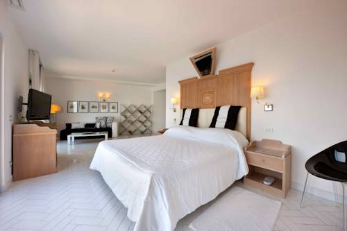 Imagen de la habitación del Hotel Bristol, Sorrento. Foto 8