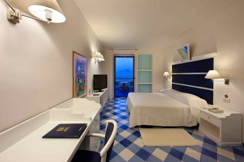 Imagen de la habitación del Hotel Bristol, Sorrento. Foto 9