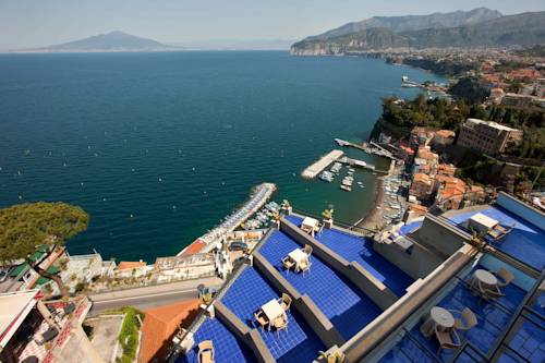 Imagen de la habitación del Hotel Bristol, Sorrento. Foto 12