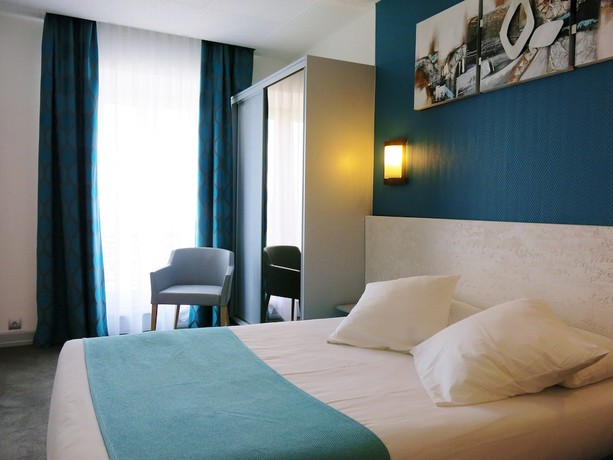 Imagen de la habitación del Hotel Bristol Strasbourg Gare. Foto 6