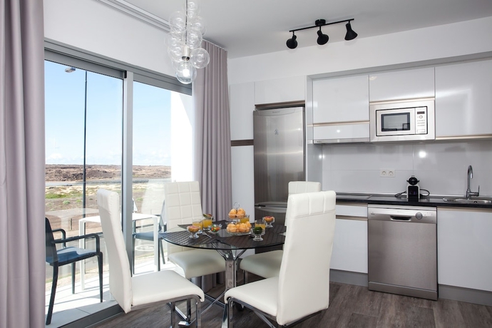 Imagen de la habitación del Hotel Bristol Sunset Beach. Foto 17