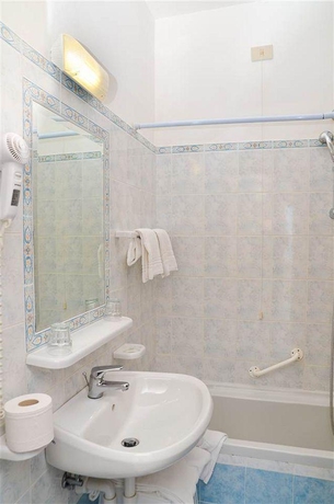 Imagen general del Hotel Bristol Terme. Foto 3