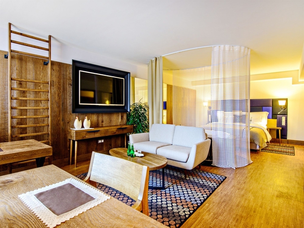 Imagen de la habitación del Hotel Bristol Tradition and Luxury. Foto 10