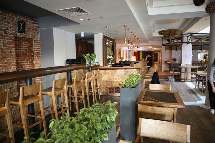 Imagen del bar/restaurante del Hotel Bristol Tradition and Luxury. Foto 4