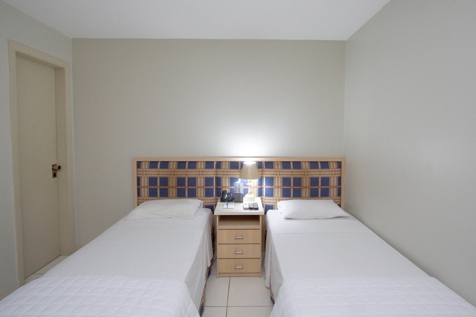 Imagen de la habitación del Hotel Bristol Upper. Foto 10