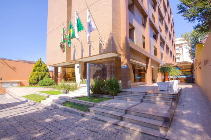 Imagen general del Hotel Bristol Upper. Foto 3