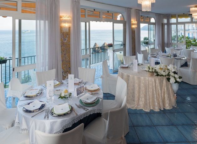 Imagen del bar/restaurante del Hotel Bristol, Vietri sul Mare. Foto 3