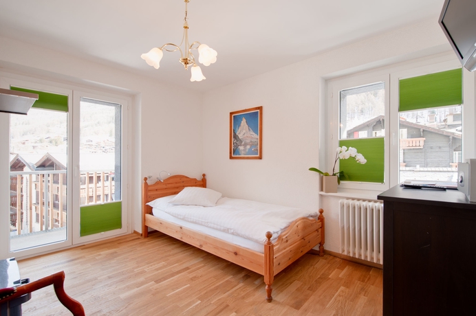 Imagen de la habitación del Hotel Bristol, Zermatt . Foto 9