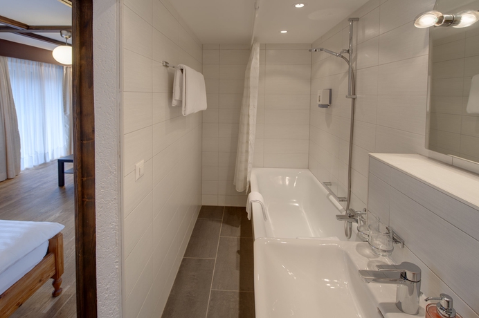 Imagen de la habitación del Hotel Bristol, Zermatt . Foto 11