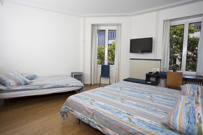 Imagen de la habitación del Hotel Bristol, Zúrich. Foto 8