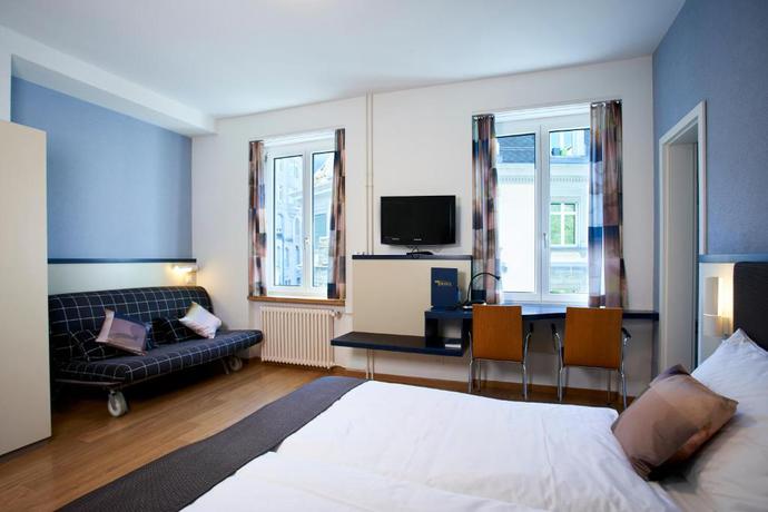 Imagen de la habitación del Hotel Bristol, Z&uacute;rich. Foto 7