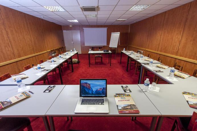 Imagen de los interiores del Hotel Brit Agen - L'aquitaine. Foto 8