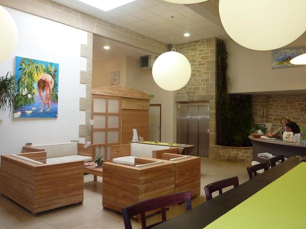 Imagen de los interiores del Hotel Brit Alghotel. Foto 8