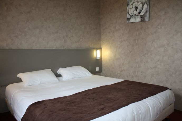 Imagen de la habitación del Hotel Brit Au Relais du Vern. Foto 8