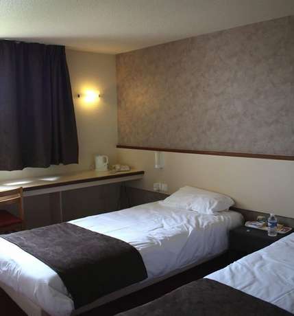 Imagen de la habitación del Hotel Brit Au Relais du Vern. Foto 14