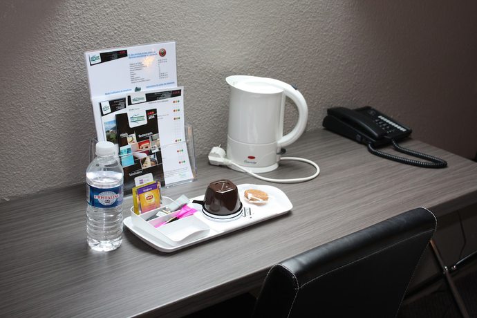 Imagen de la habitación del Hotel Brit Au Relais du Vern. Foto 18