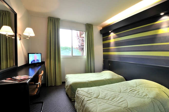 Imagen de la habitación del Hotel Brit Balladins Villefranche-de-rouergue. Foto 6