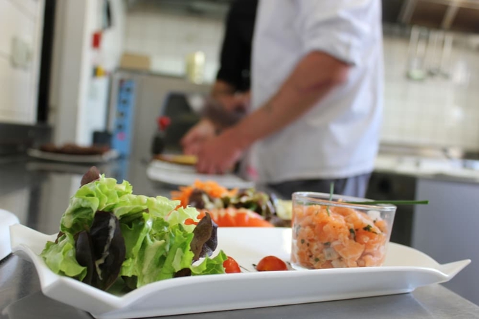 Imagen del bar/restaurante del Hotel Brit Blois - Le Préma. Foto 2