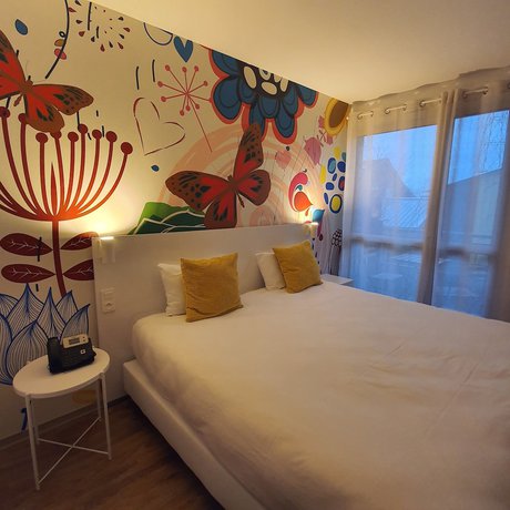 Imagen de la habitación del Hotel Brit Bordeaux Arena. Foto 7