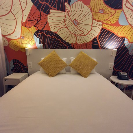 Imagen de la habitación del Hotel Brit Bordeaux Arena. Foto 16