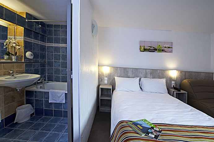 Imagen de la habitación del Hotel Brit Bosquet. Foto 8