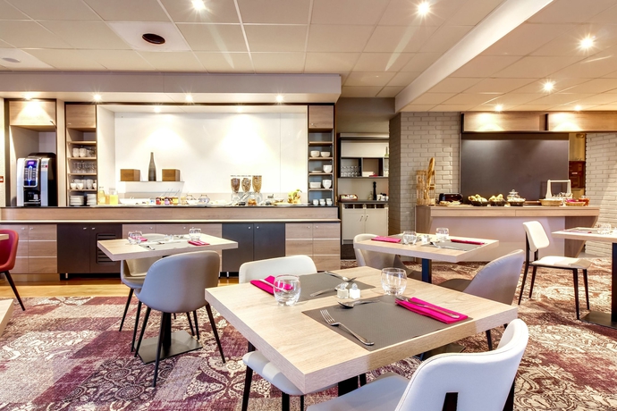 Imagen del bar/restaurante del Hotel Brit Brest Le Relecq Kerhuon. Foto 4