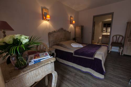 Imagen de la habitación del Hotel Brit Bristol Montbéliard. Foto 13