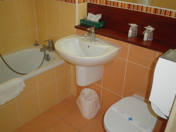 Imagen de la habitación del Hotel Brit Caen Nord - Mémorial. Foto 9