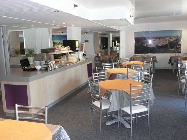 Imagen del bar/restaurante del Hotel Brit Cahors - Le France. Foto 3