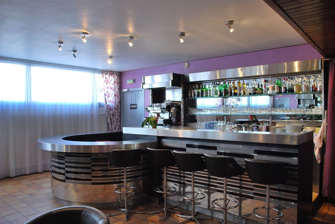 Imagen del bar/restaurante del Hotel Brit Cahors - Le France. Foto 4