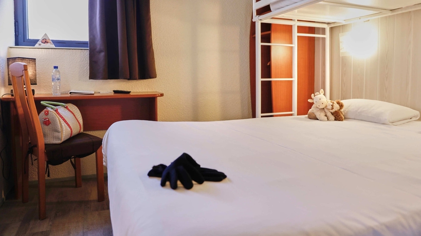 Imagen de la habitación del Hotel Brit Chambery. Foto 8