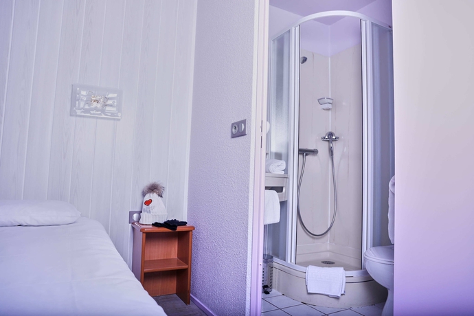 Imagen de la habitación del Hotel Brit Chambery. Foto 15