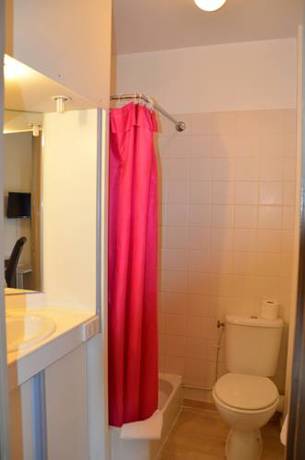 Imagen de la habitación del Hotel Brit Cherbourg. Foto 6