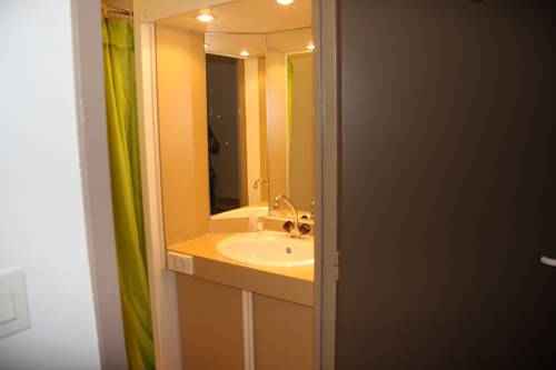 Imagen de la habitación del Hotel Brit Cherbourg. Foto 9