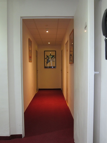 Imagen de los interiores del Hotel Brit Colbert Juan Les Pins. Foto 13