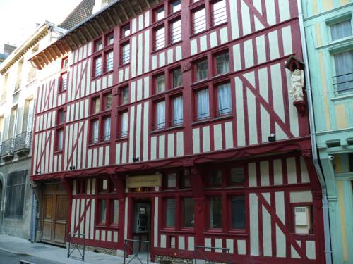 Imagen general del Hotel Brit Comtes De Champagne Centre Historique. Foto 3