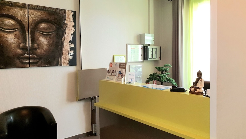 Imagen de los interiores del Hotel Brit Confort Auclair Gueret. Foto 16