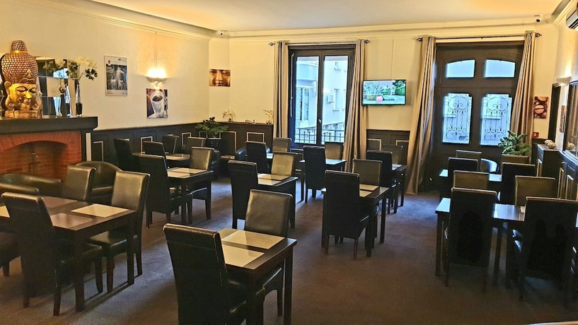 Imagen del bar/restaurante del Hotel Brit Confort Auclair Gueret. Foto 2