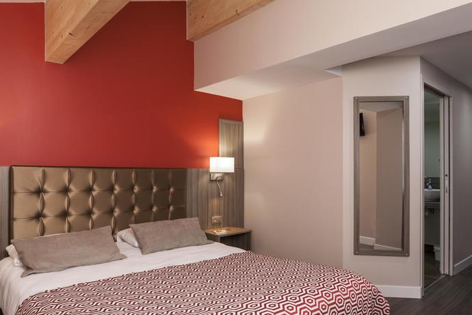 Imagen general del Hotel Brit Confort Foix. Foto 8