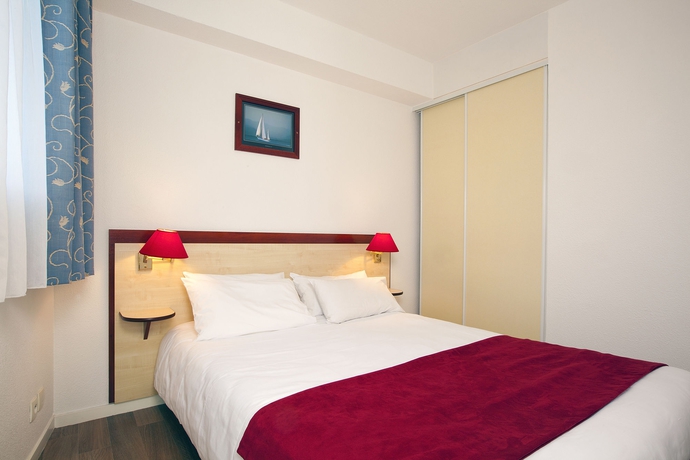 Imagen de la habitación del Hotel Brit Confort Lannion Centre Gare. Foto 12