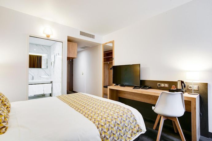 Imagen de la habitación del Hotel Brit Confort Loches. Foto 5