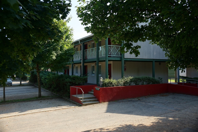 Imagen de los exteriores del Hotel Brit Confort Lyon Dardilly. Foto 14