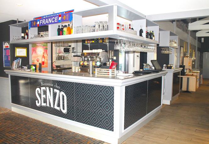 Imagen del bar/restaurante del Hotel Brit Confort Manosque Cadarache. Foto 5