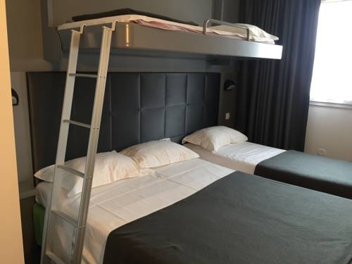 Imagen de la habitación del Hotel Brit Confort Marvejols. Foto 4